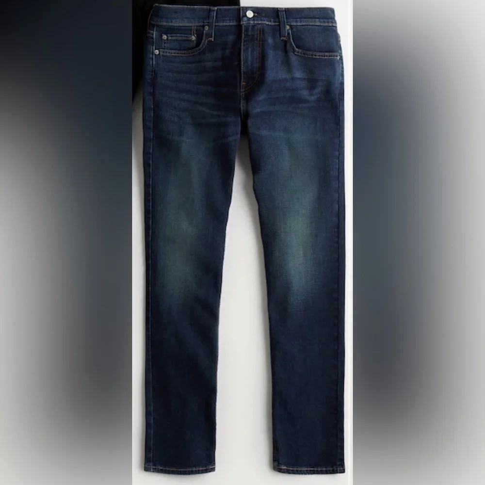 NWT Men's Hollister Dark Wash Jeans 34x30 - Picture 3 of 4